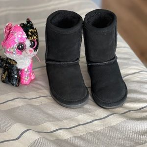 Girls size 11 Worn once!